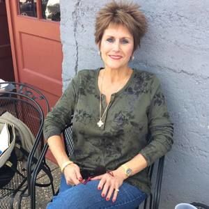 Meet your Posher, Carmen